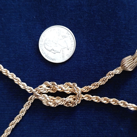 Vintage Gold Tone Lovers Knot Chain Necklace - Picture 6 of 6